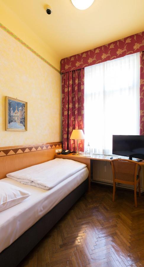 Hotel Post Wien Экстерьер фото