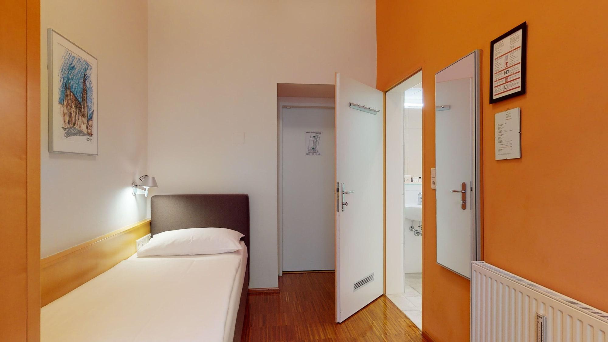 Hotel Post Wien Экстерьер фото