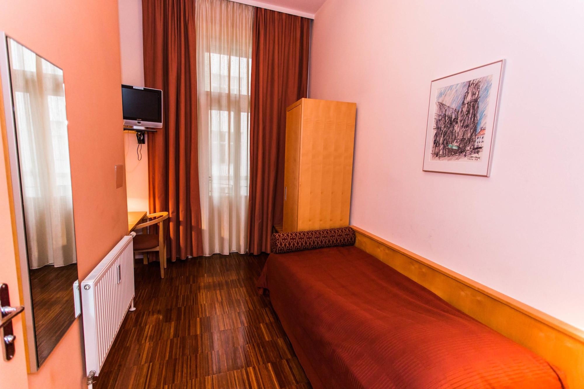 Hotel Post Wien Экстерьер фото