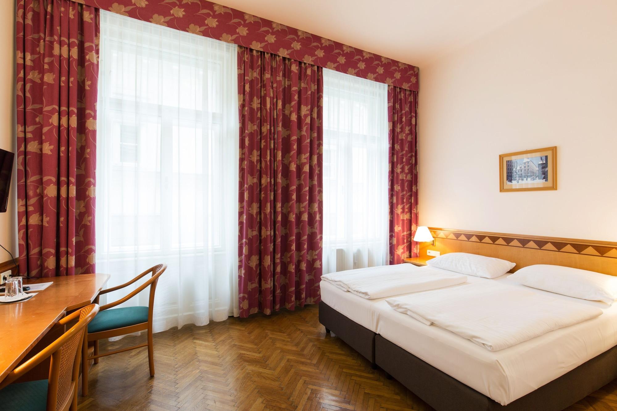 Hotel Post Wien Экстерьер фото