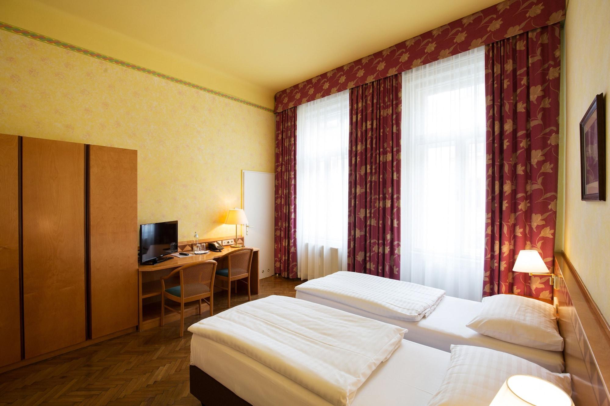 Hotel Post Wien Экстерьер фото