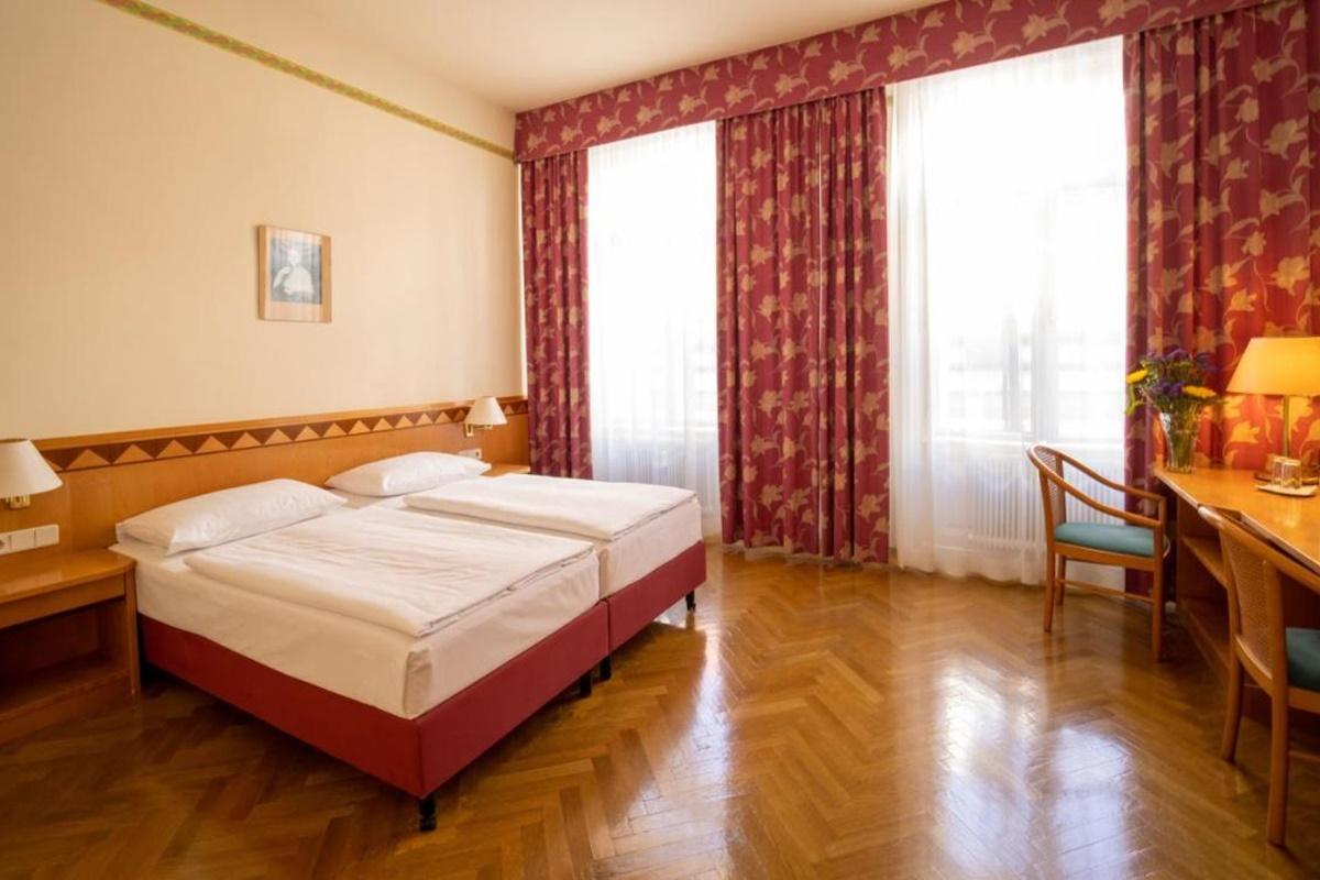 Hotel Post Wien Экстерьер фото