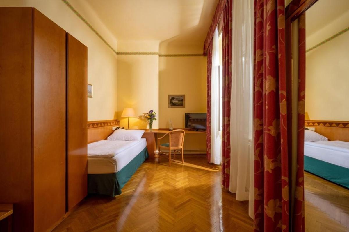 Hotel Post Wien Экстерьер фото